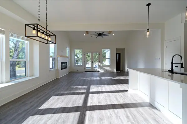 871 Fir LN, Cottonwood Shores, TX 78657