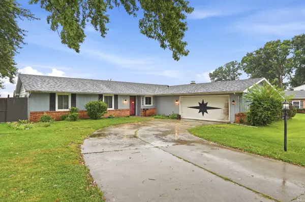 5323 Cloverbrook DR, Fort Wayne, IN 46806