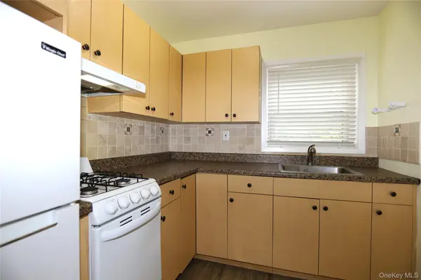 330 S Broadway #E1, Tarrytown, NY 10591