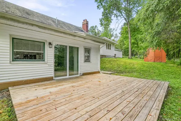 58 Iron Mountain RD, Warwick, NY 10990