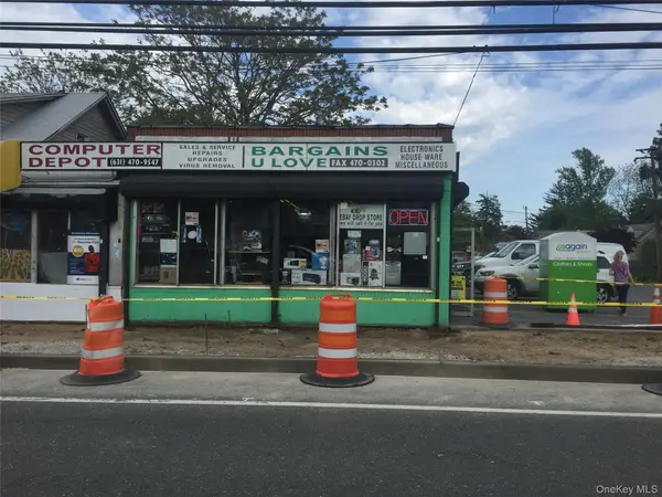 184 Depot RD, Huntington Station, NY 11746
