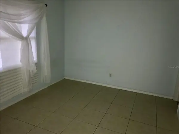 241 EDGEWOOD DR, Clermont, FL 34711