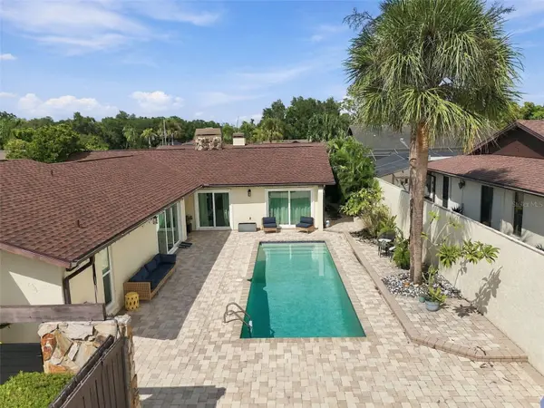 5041 PALOMA DR, Tampa, FL 33624