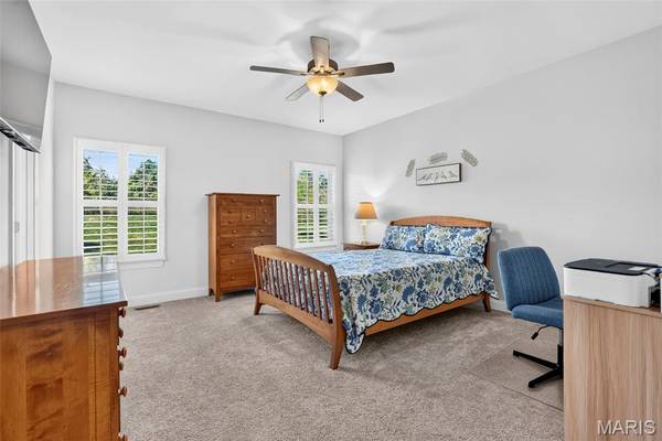 164 Cedarstone DR, Dardenne Prairie, MO 63368