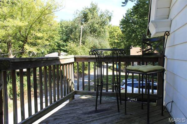711 Lampert ST, Alton, IL 62002