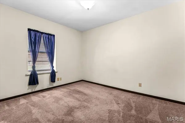211 E Monroe ST, Belleville, IL 62220