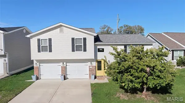 17 Faith DR, Fairview Heights, IL 62208