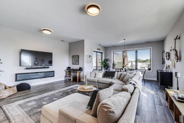 2246 N Western AVE #4, Chicago, IL 60647