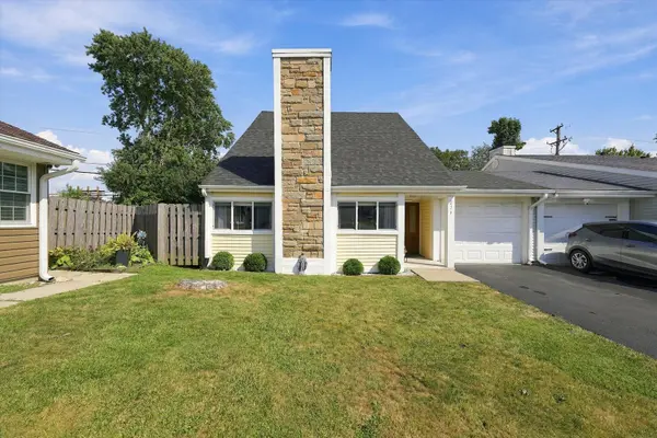 216 Robbin DR, Romeoville, IL 60446