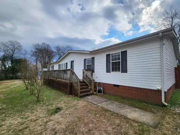 1110 Hunt St, Winchester, TN 37398