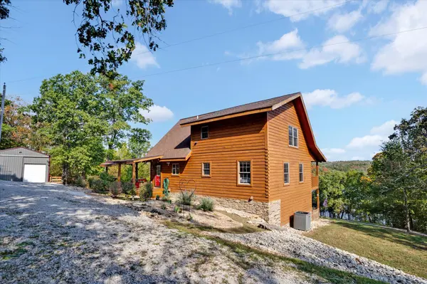 1286 Josephine RD, Flemington, MO 65650