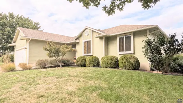 2126 Crestview Dr, Emporia, KS 66801