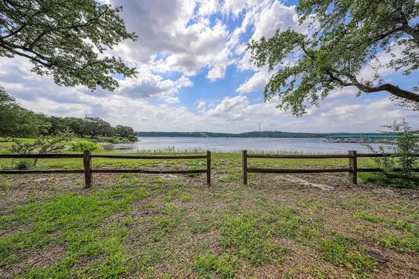 5520 W Beach CIR, Austin, TX 78734