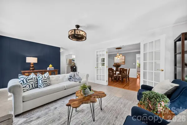 1309 Worcaster PL, Charlotte, NC 28211