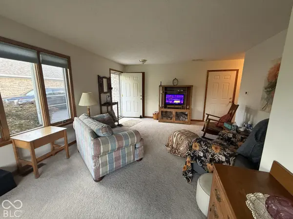 1112 Esplanade CT, Lebanon, IN 46052