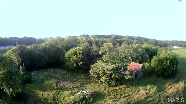 15262 Shipman RD, Carlinville, IL 62626