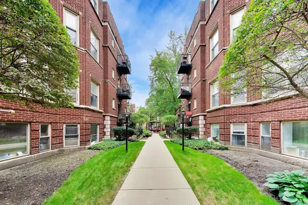 1340 W Greenleaf AVE #3G, Chicago, IL 60626