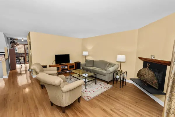 1624 Central ST #C, Evanston, IL 60201