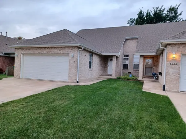 1442 Coral Bell DR, Joliet, IL 60435