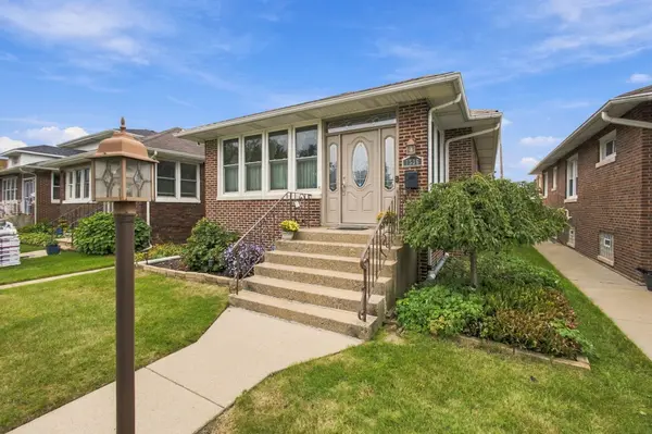 1536 Brown AVE, Whiting, IN 46394