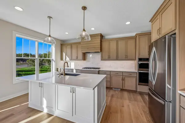 18003 101st PL N, Maple Grove, MN 55311