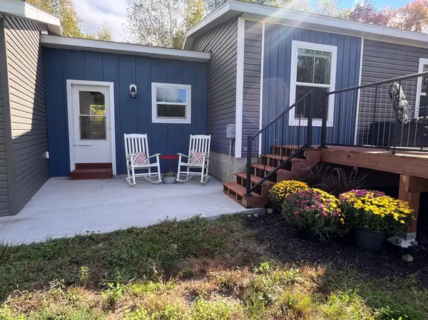 302 85th AVE, Clayton, WI 54004