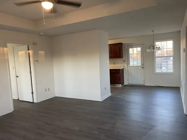 1835 Cottingham Ct, Clarksville, TN 37042