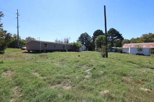 411 Andrew Johnson Hwy, Strawberry Plains, TN 37871