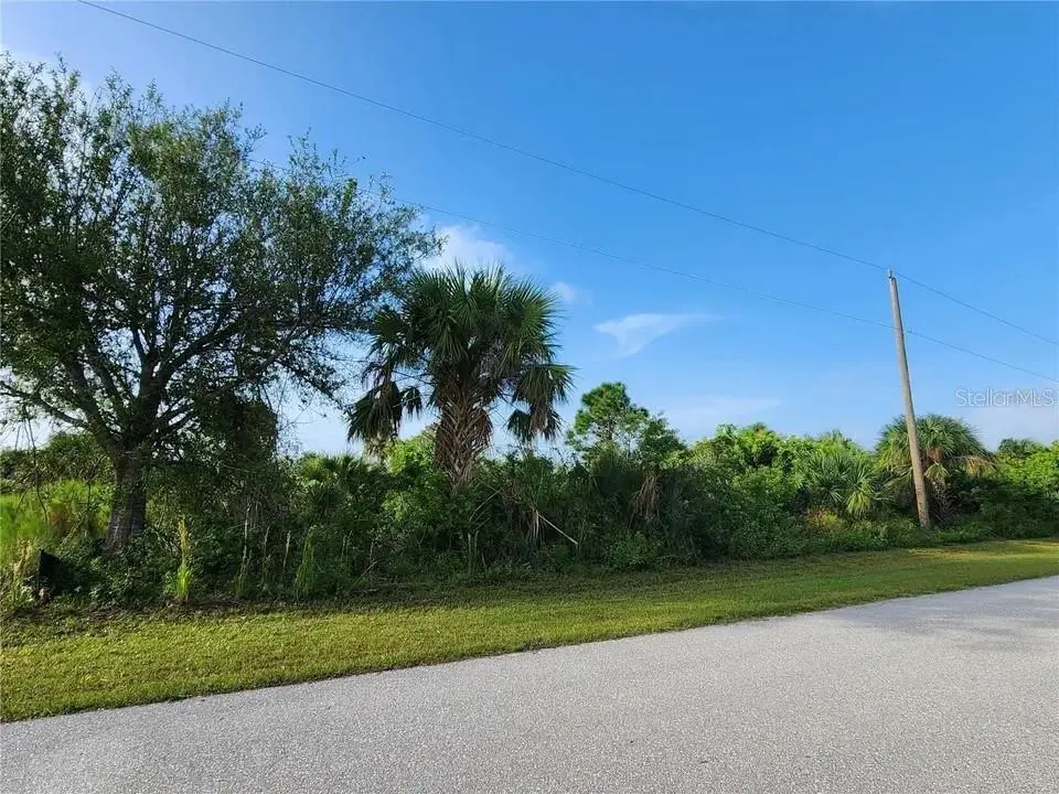 12111 VAN GOUGH AVE, Port Charlotte, FL 33981