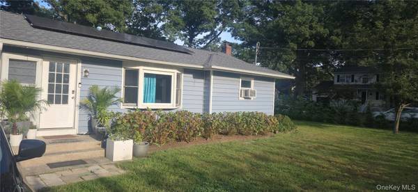 233 Beaver DR, Mastic Beach, NY 11951