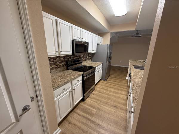 12021 VILLANOVA DR #111, Orlando, FL 32837