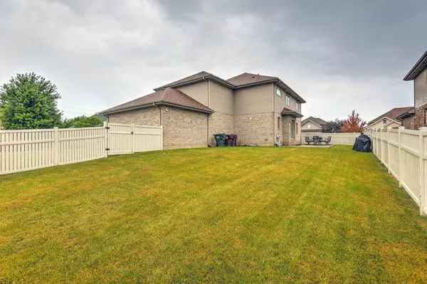 22991 Farm Trace DR, Richton Park, IL 60471