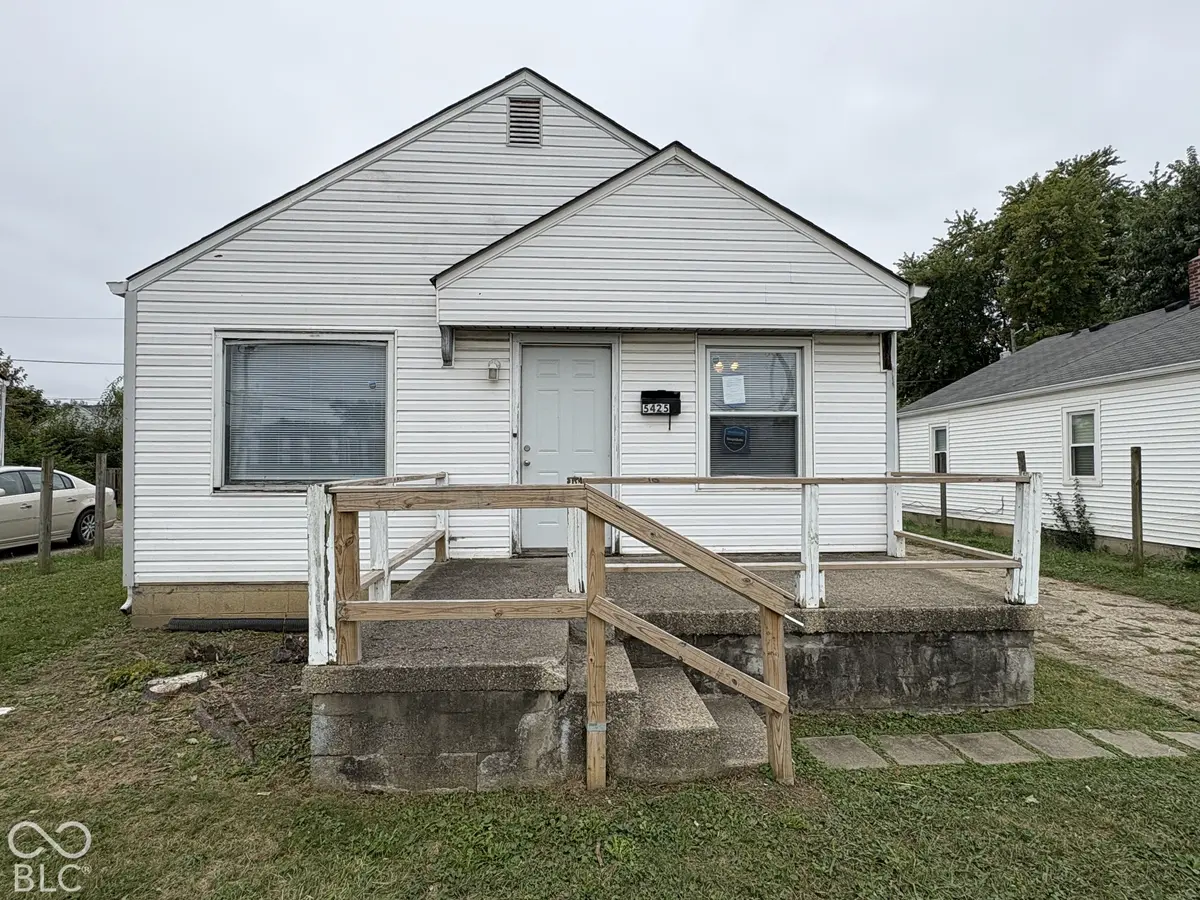 5425 E 21st ST, Indianapolis, IN 46218
