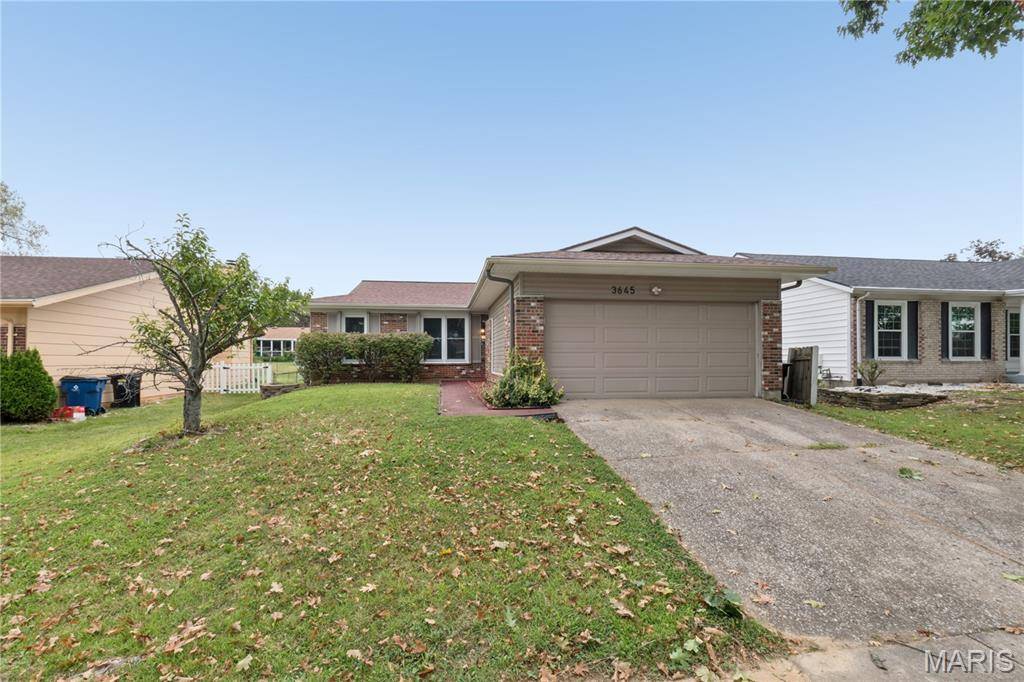 3645 Greenway Chase DR, Florissant, MO 63031