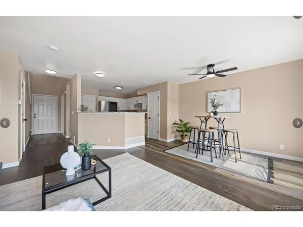 1246 S Zeno #B, Aurora, CO 80017