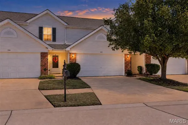 223 Homeshire CIR #44, Wentzville, MO 63385