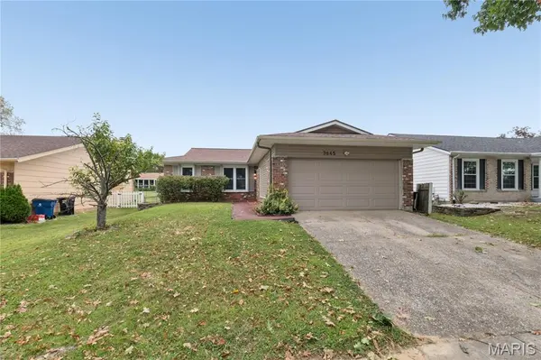 3645 Greenway Chase DR, Florissant, MO 63031