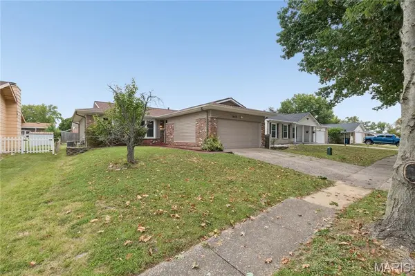 3645 Greenway Chase DR, Florissant, MO 63031