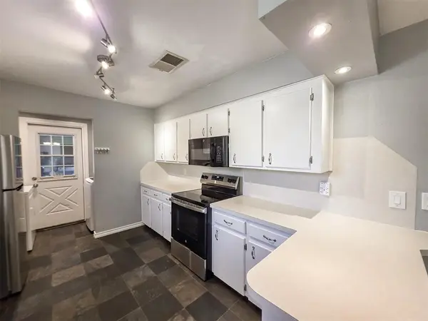 4150 W Evergreen DR, Edmond, OK 73025