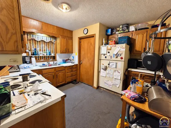 2936 SE Indiana AVE, Topeka, KS 66605