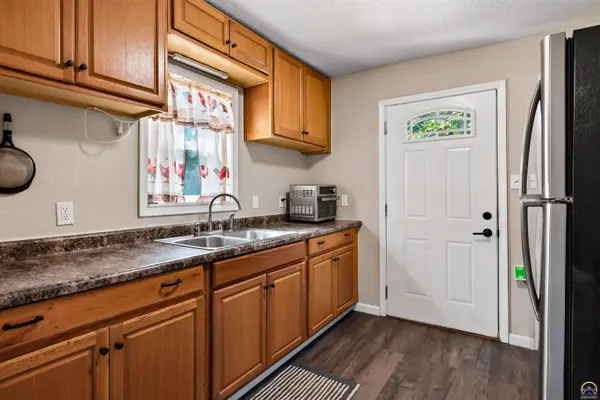2601 SW Clay ST, Topeka, KS 66611