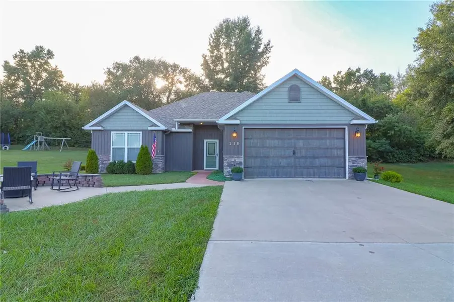238 141st RD #SE, Warrensburg, MO 64093