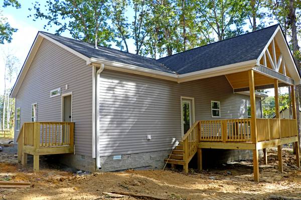 491 Shelton Cemetery Rd, Cumberland Furnace, TN 37051