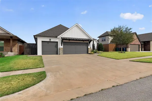 304 Bray LN, Yukon, OK 73099