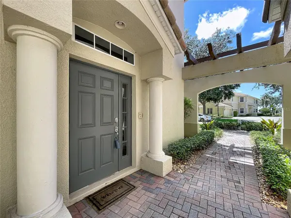 1338 EMERALD DUNES DR #35, Sun City Center, FL 33573