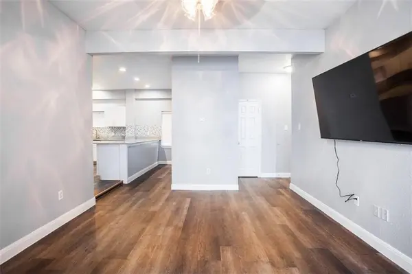 504 W 35th ST, Austin, TX 78705