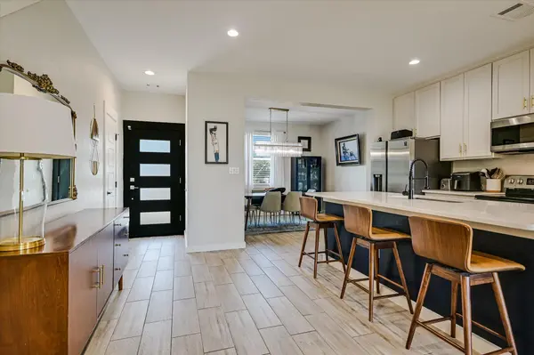 17504 Panorama DR, Dripping Springs, TX 78620