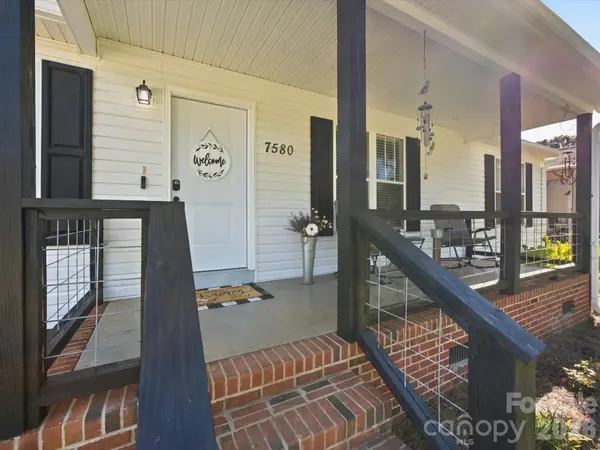 7580 Woodleaf RD, Woodleaf, NC 27054