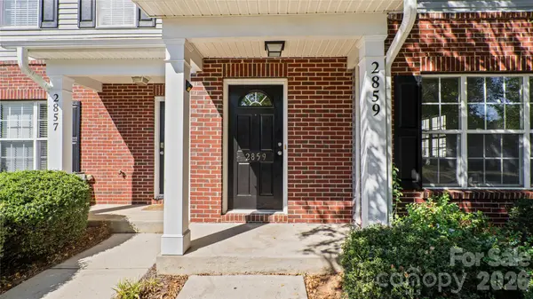 2859 Summergrove CT, Charlotte, NC 28105