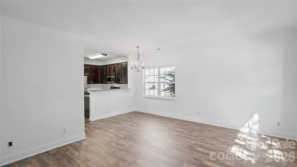 2859 Summergrove CT, Charlotte, NC 28105